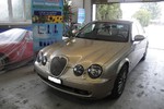 Jaguar S-Type R mit LPG Autogas